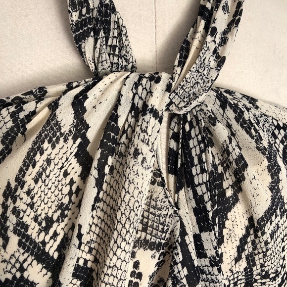 Emanuel Ungaro 100% silk snakeskin top size 12 - Picture 2 of 8
